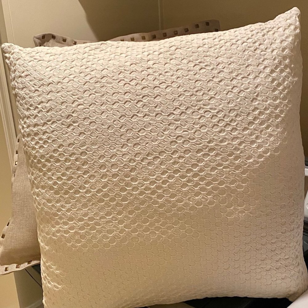 2 Pillows, Decorative, Honeycomb Style, Cream Color.